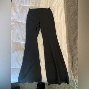 Wild Fable butterbliss flare leggings size large